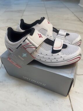 Specialized Women’s White Cycling Trivent Shoes